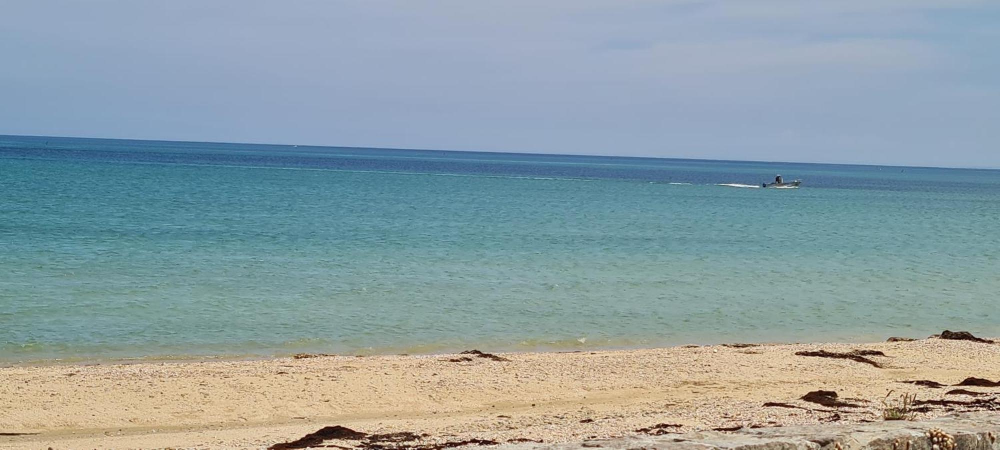 Relais Des Iles Saint Marcouf Villa Exteriör bild